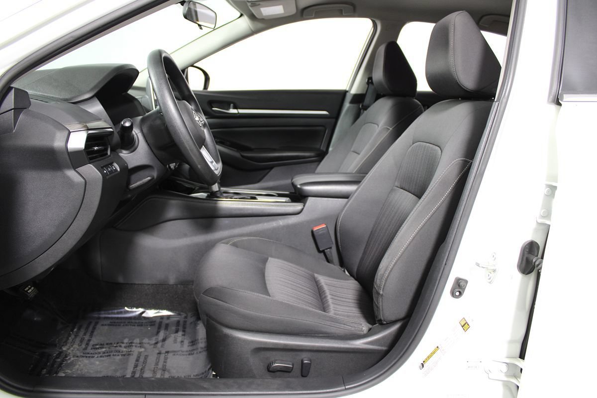 Used 2023 Nissan Altima 2.5 SV FWD image 21