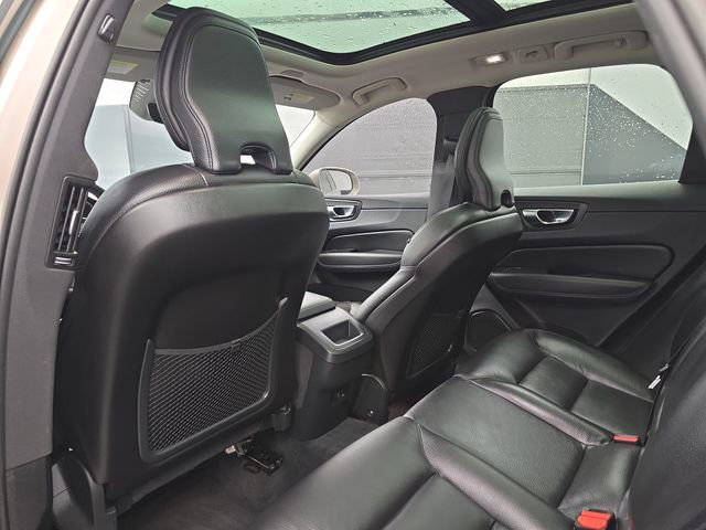 Used 2023 Volvo XC60 B5 Plus w/ Protection Package Premier image 35