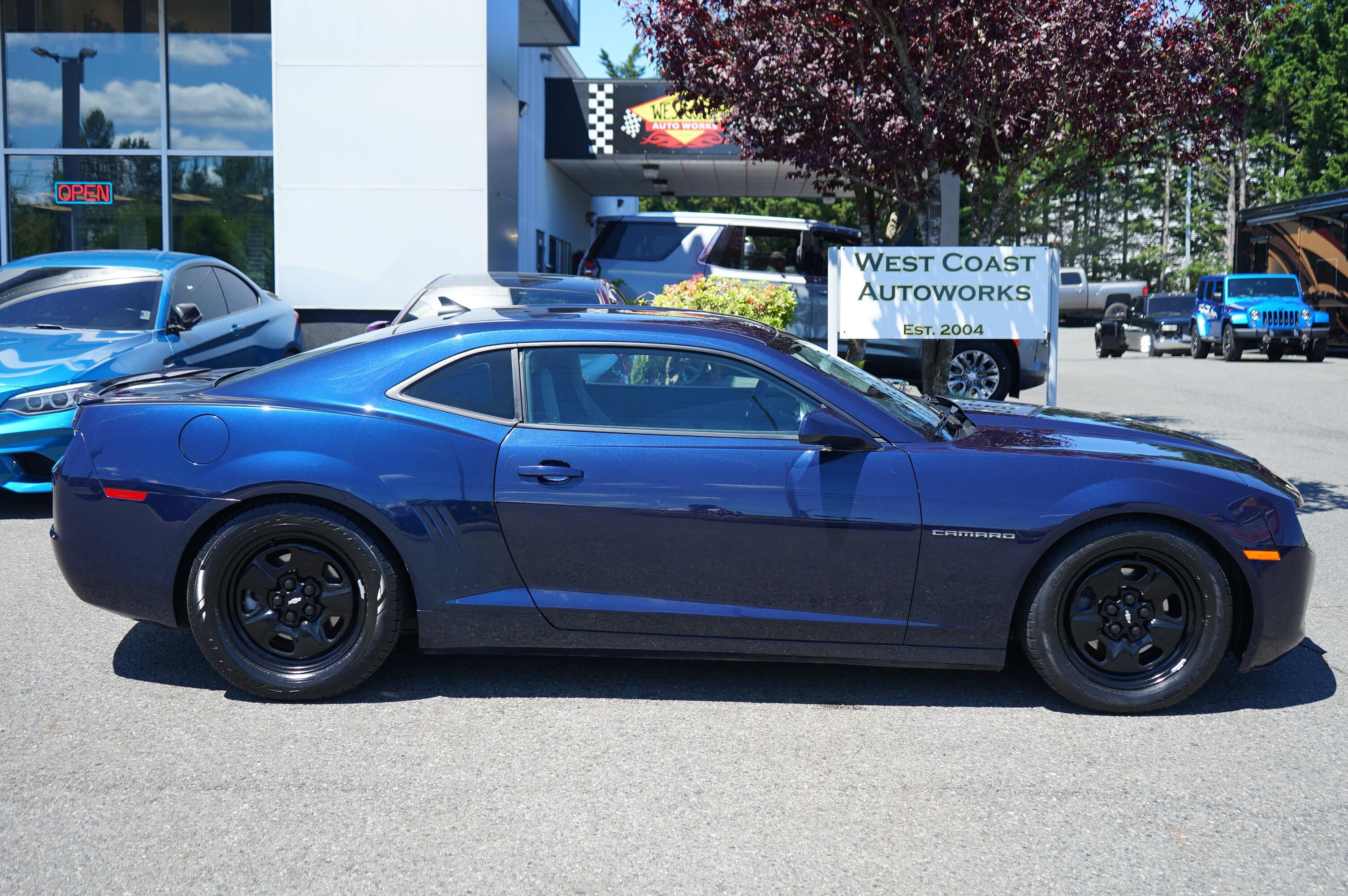 Used 2012 Chevrolet Camaro LS RWD image 6