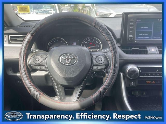 Used 2022 Toyota RAV4 LE AWD/4WD image 14