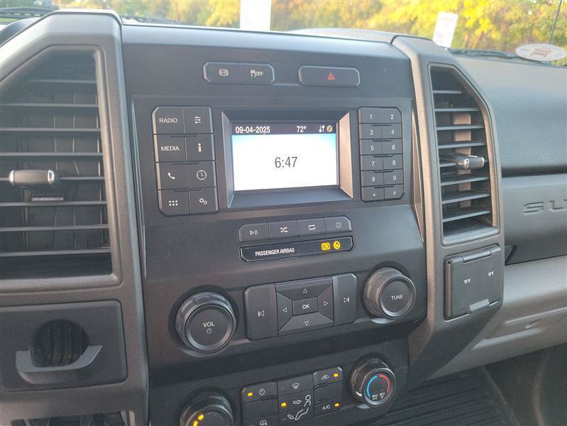 Used 2020 Ford F250 XL w/ Power Equipment Group RWD image 13