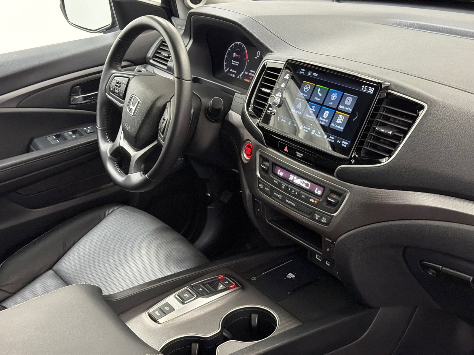 Used 2024 Honda Ridgeline RTL image 10