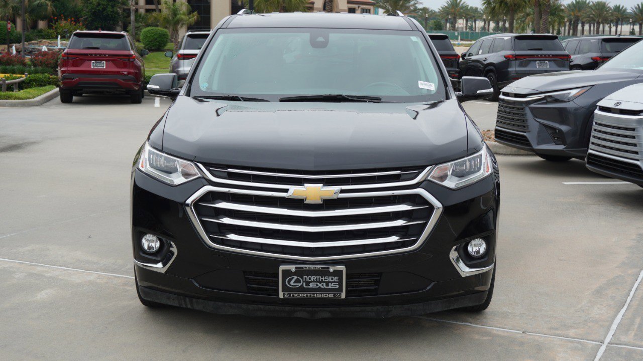 Used 2018 Chevrolet Traverse High Country w/ LPO, Floor Liner Package AWD/4WD image 3