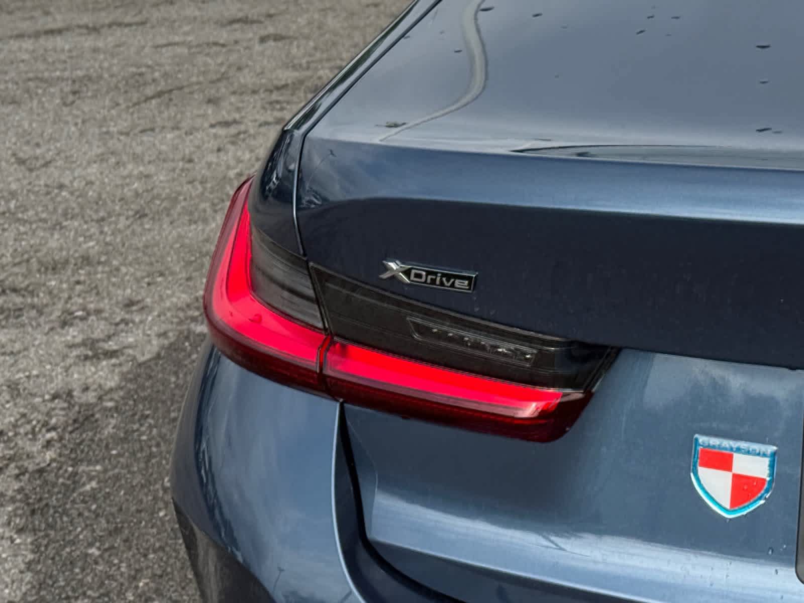 New 2026 BMW 330i xDrive Sedan w/ Premium Package AWD/4WD image 10