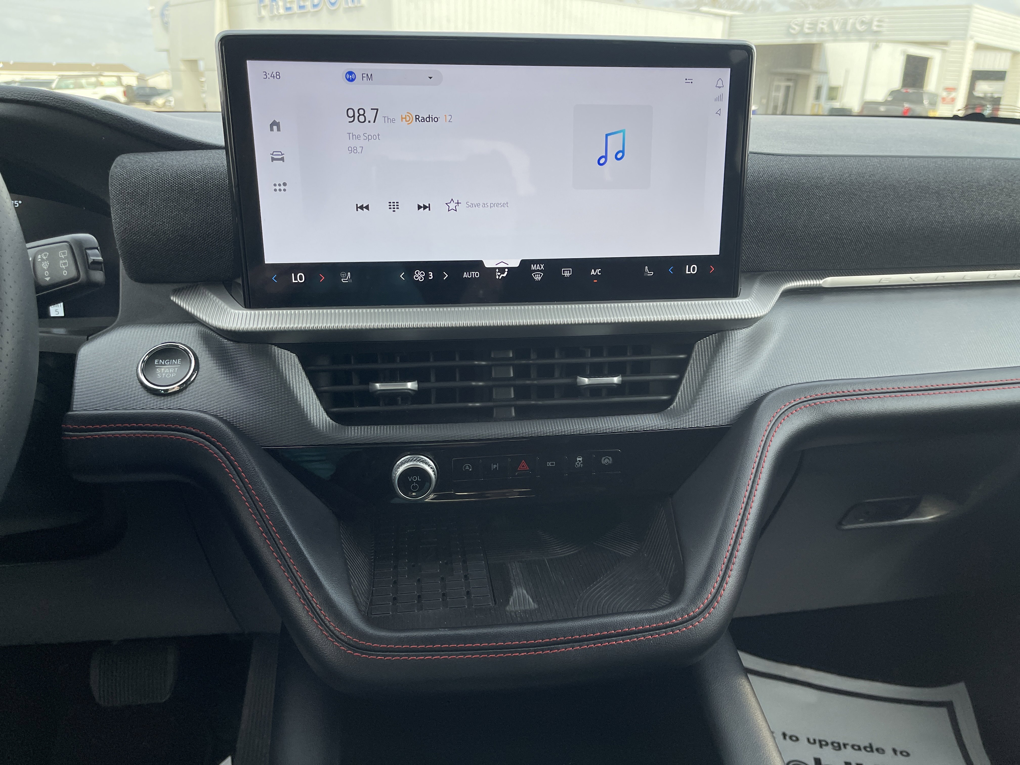 Used 2025 Ford Explorer ST image 26