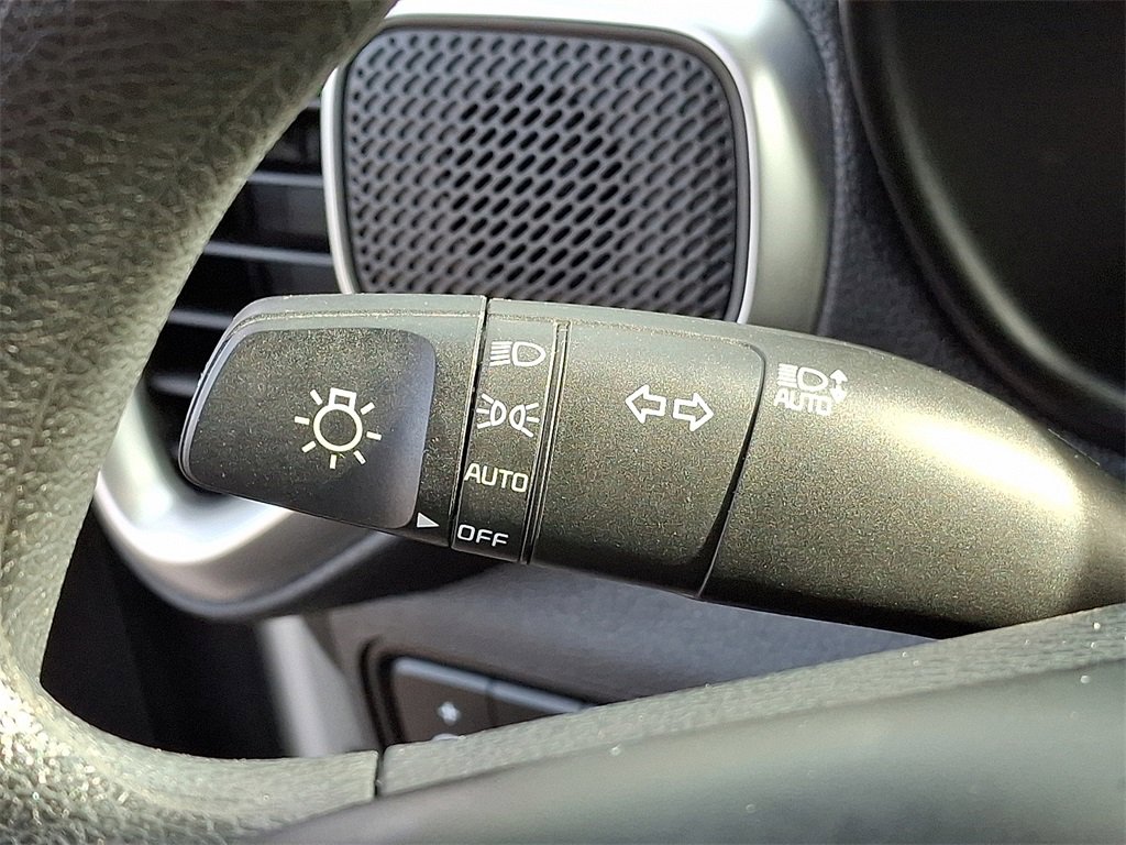 Certified 2023 Kia Soul LX w/ LX Technology Package image 24