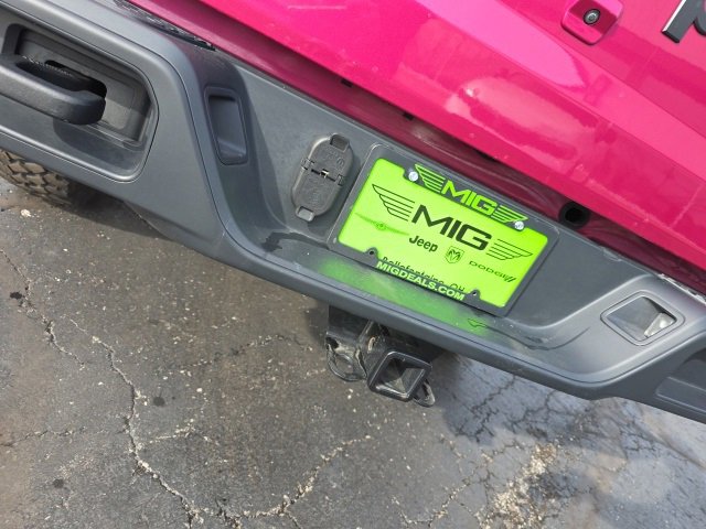 Used 2024 Jeep Gladiator Willys image 6