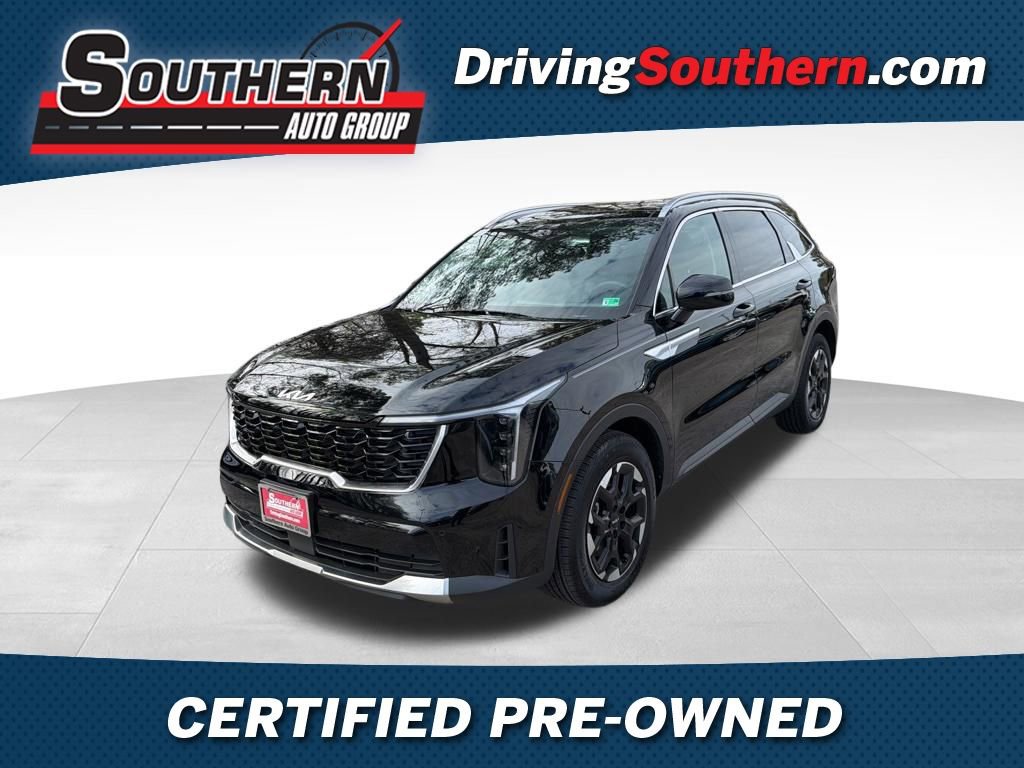 Certified 2025 Kia Sorento S w/ Panoramic Sunroof Package FWD image 1