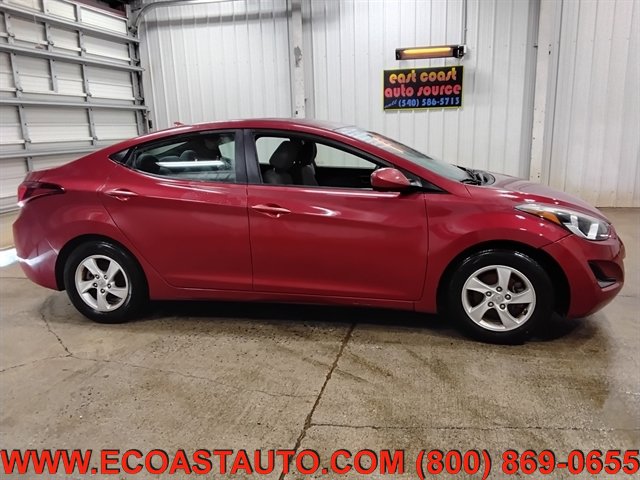 Used 2014 Hyundai Elantra SE FWD image 2