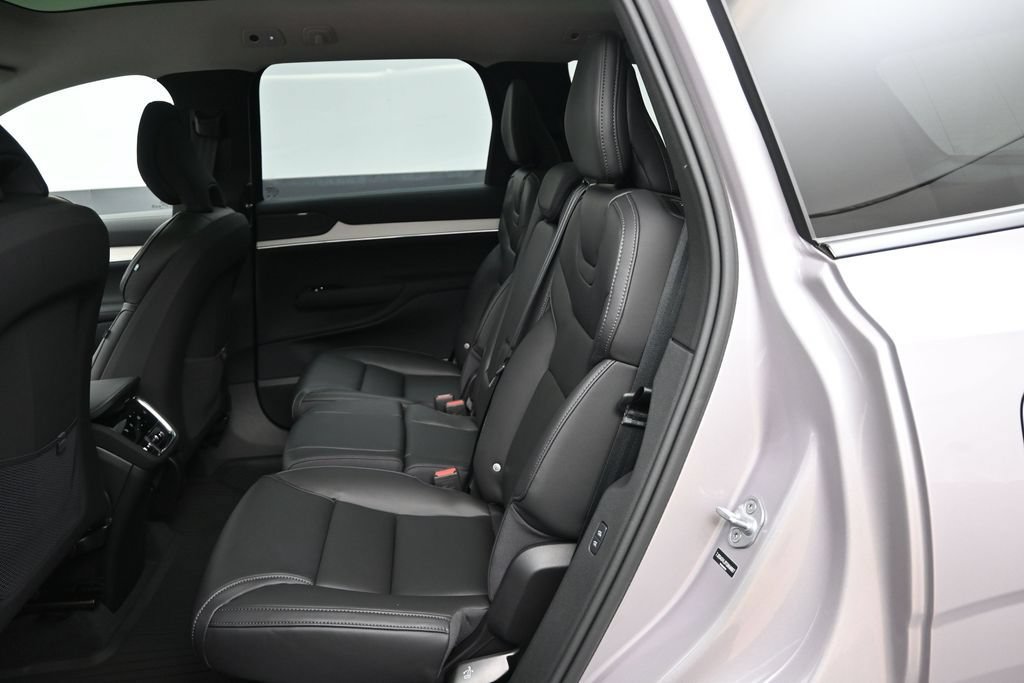 New 2026 Volvo EX90 Ultra AWD/4WD image 13