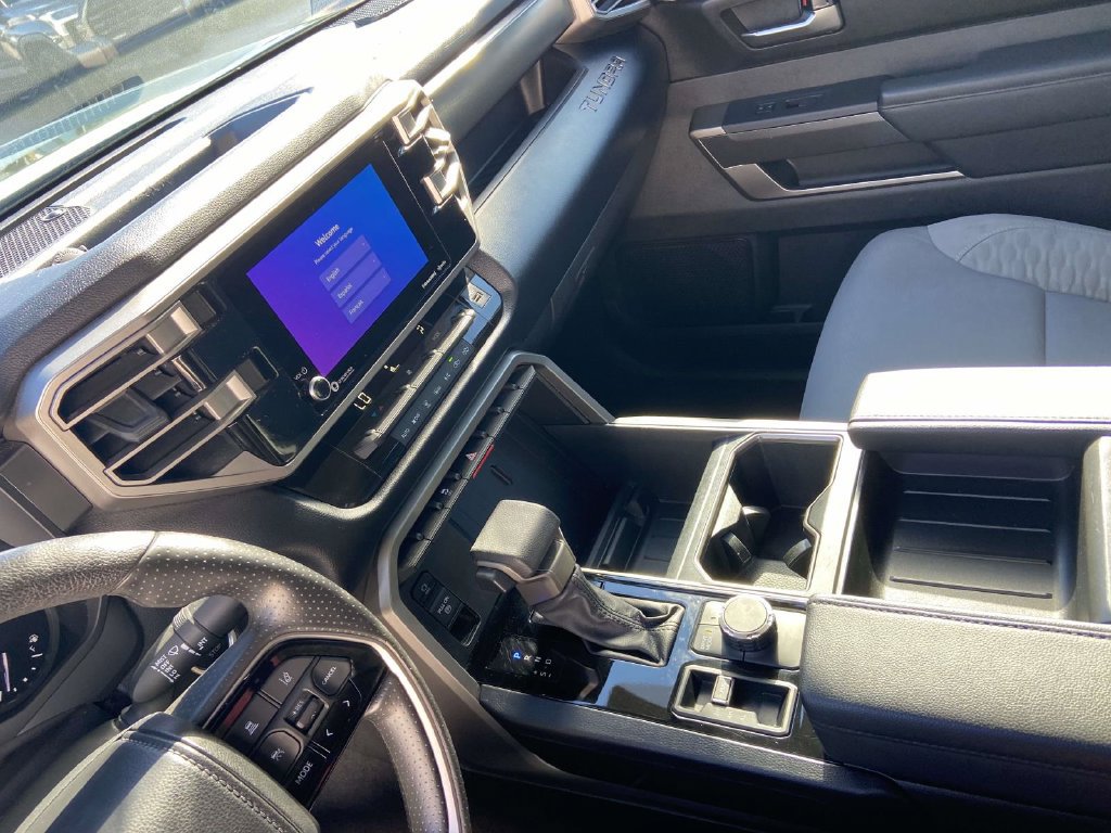 Used 2023 Toyota Tundra SR5 w/ SR5 Convenience Package AWD/4WD image 22