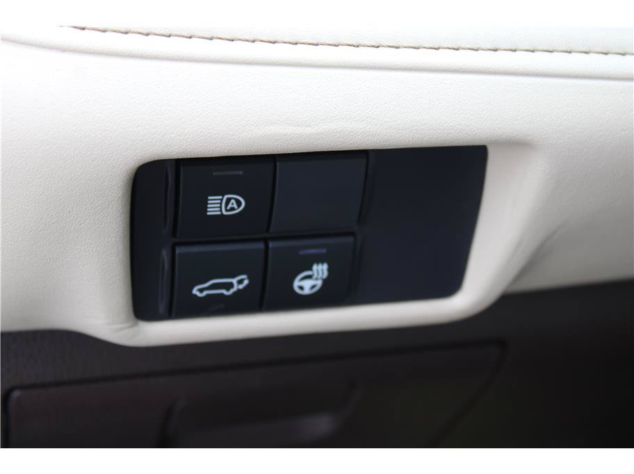 Used 2020 Toyota Highlander Limited AWD/4WD image 18