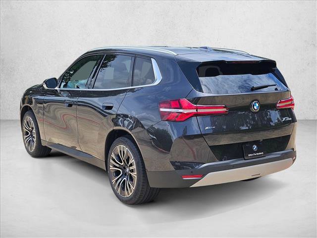 Certified 2025 BMW X3 xDrive30i w/ Premium Package image 7