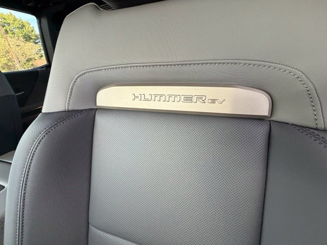 New 2025 GMC Hummer EV 2X AWD/4WD image 7