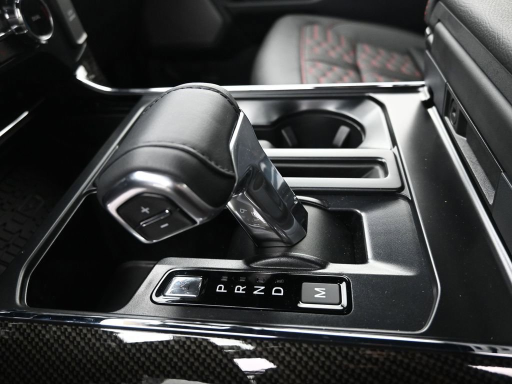 New 2025 Ford F150 Lariat w/ Equipment Group 502A High image 37