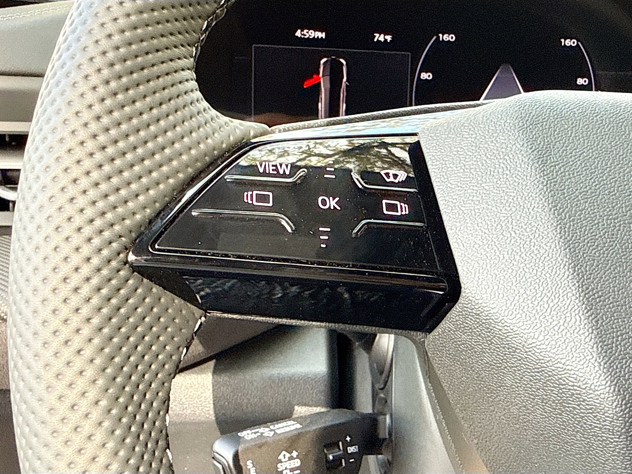 New 2025 Audi SQ5 Premium Plus image 36