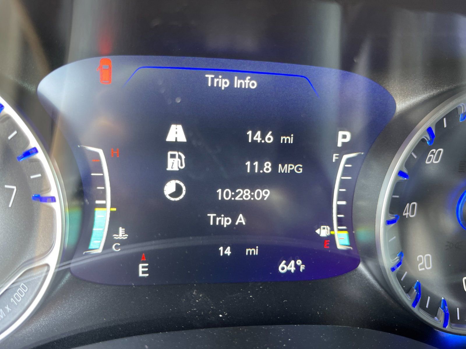 New 2026 Chrysler Pacifica Select w/ S Appearance Package image 30