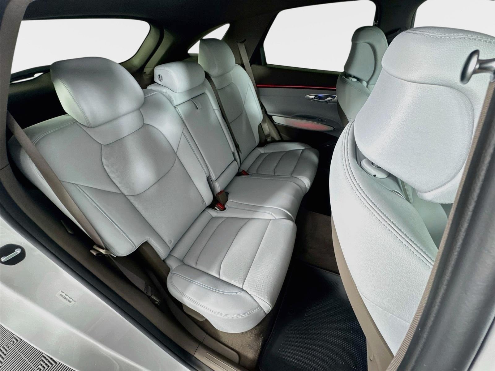 New 2027 Genesis GV70 2.5T Advanced AWD/4WD image 29