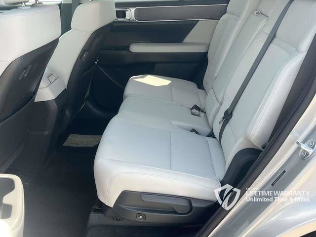 Certified 2026 Hyundai Santa Fe SE FWD image 17