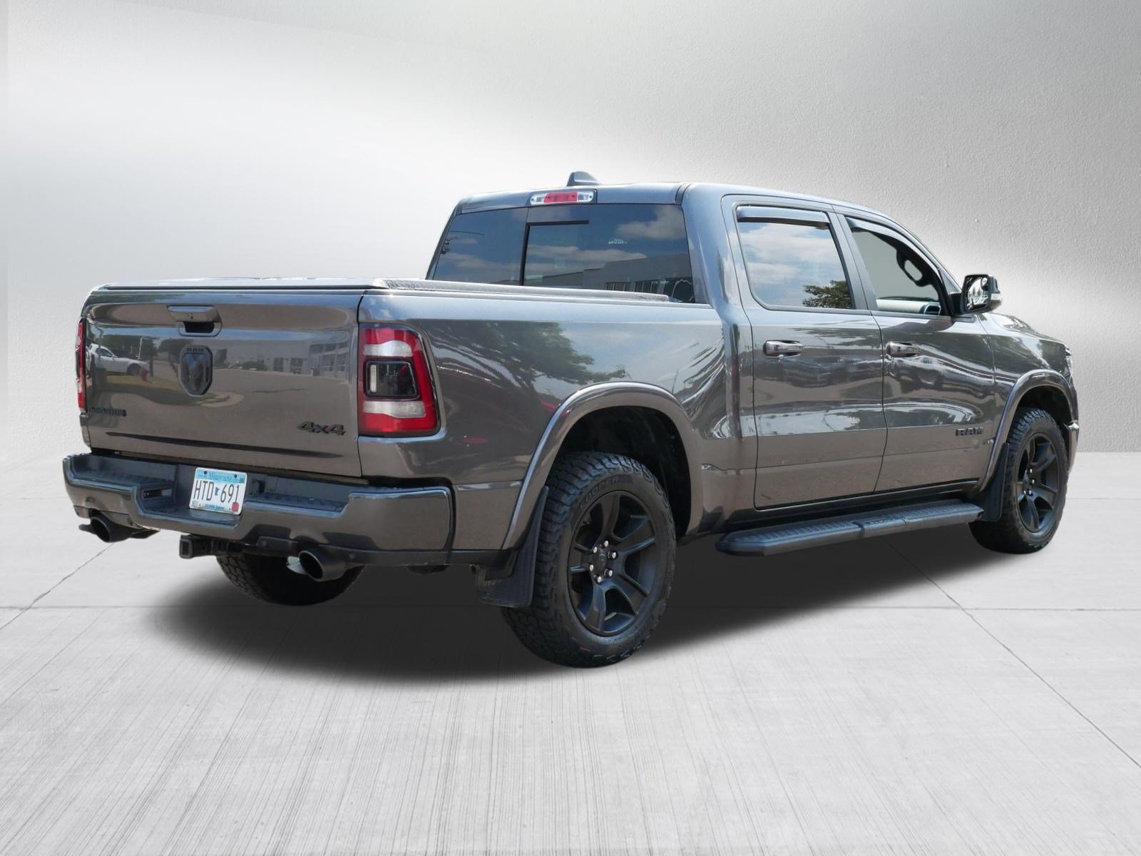 Used 2022 RAM 1500 Laramie AWD/4WD image 7