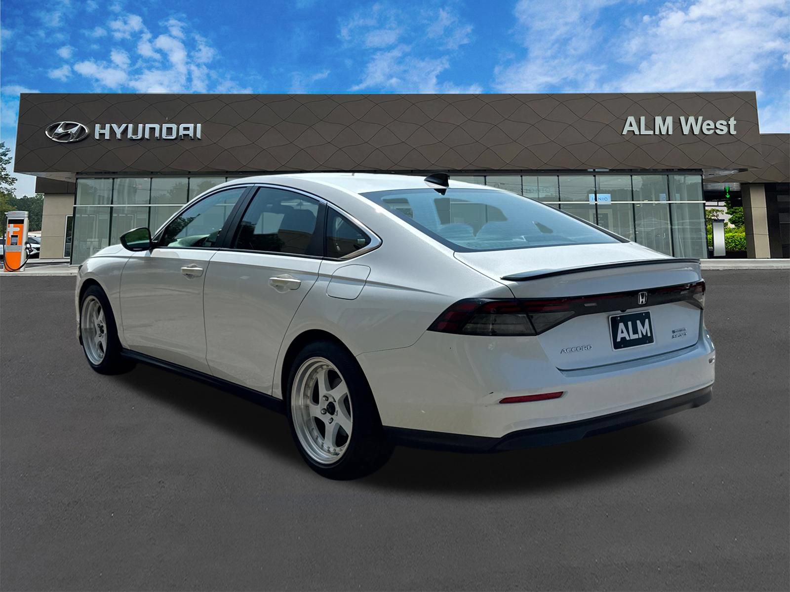Used 2025 Honda Accord Sport image 7