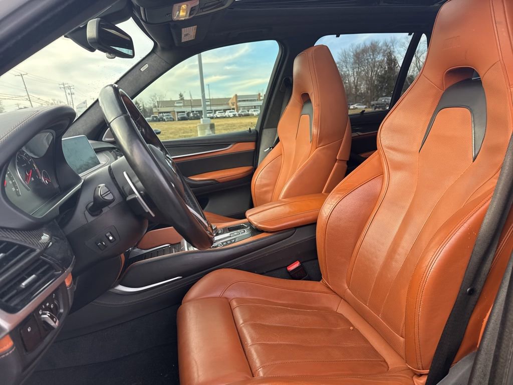 Used 2017 BMW X5 M image 10