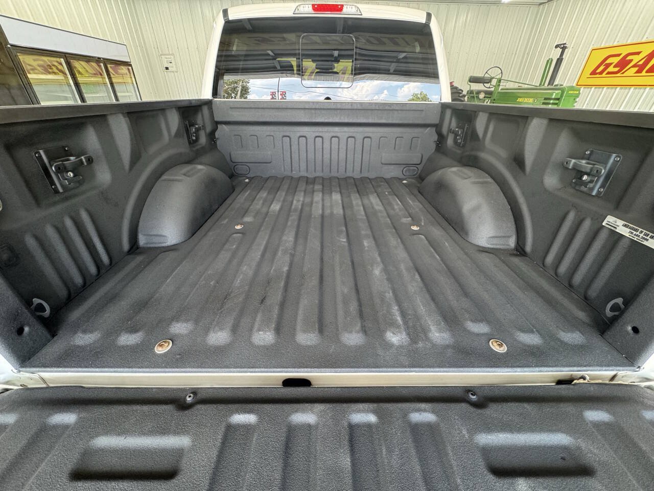 Used 2016 Ford F150 King Ranch w/ Equipment Group 601A Luxury AWD/4WD image 48