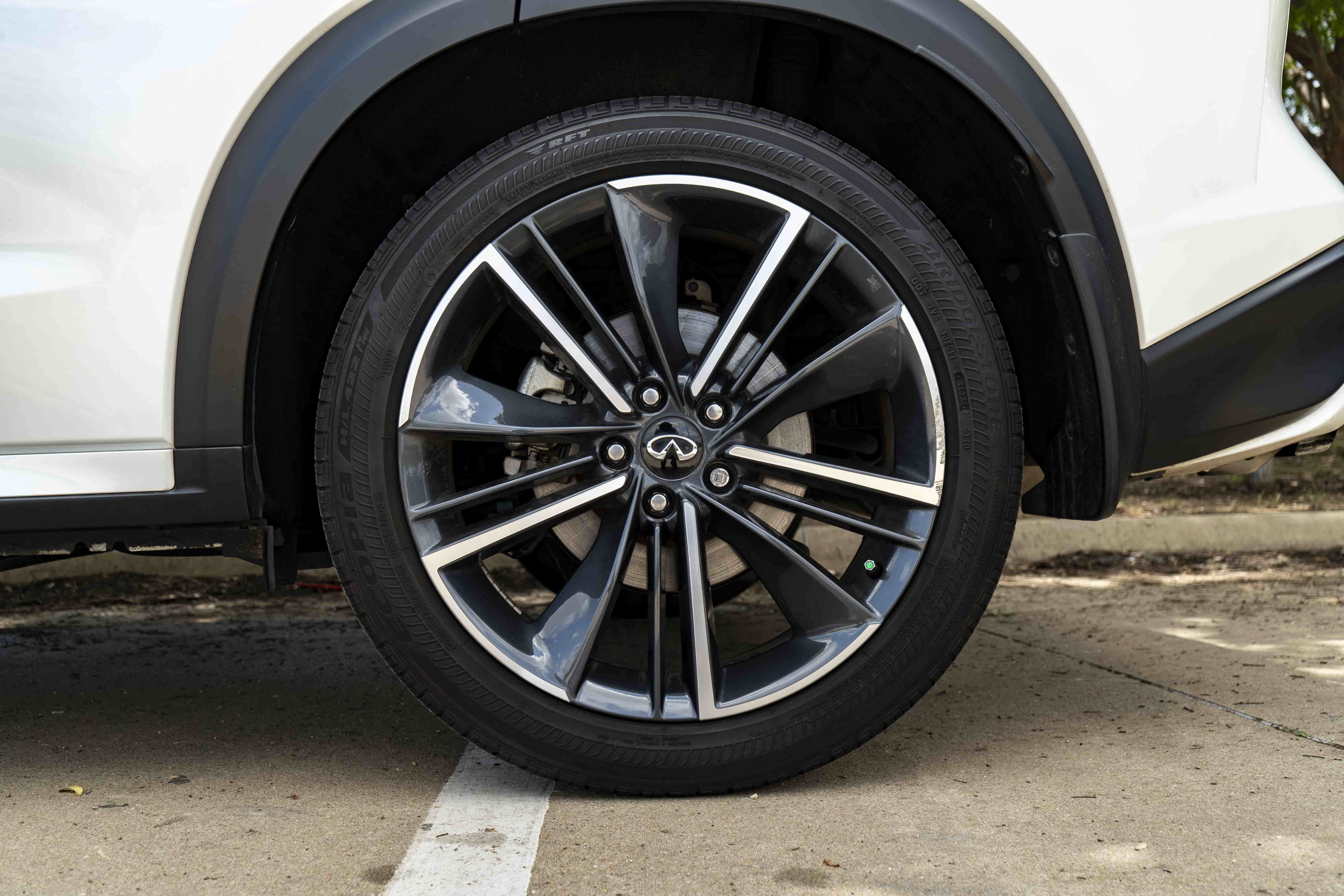 Used 2024 INFINITI QX50 Sport AWD/4WD image 15