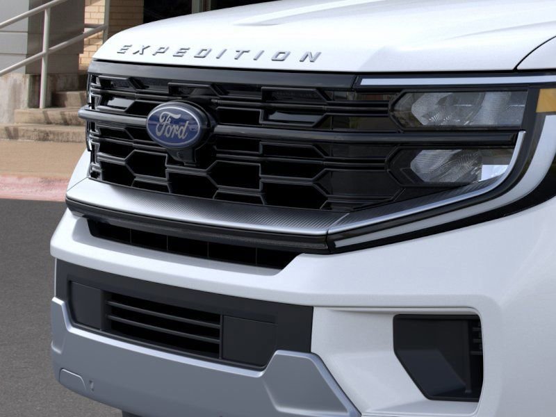 New 2026 Ford Expedition Platinum image 19