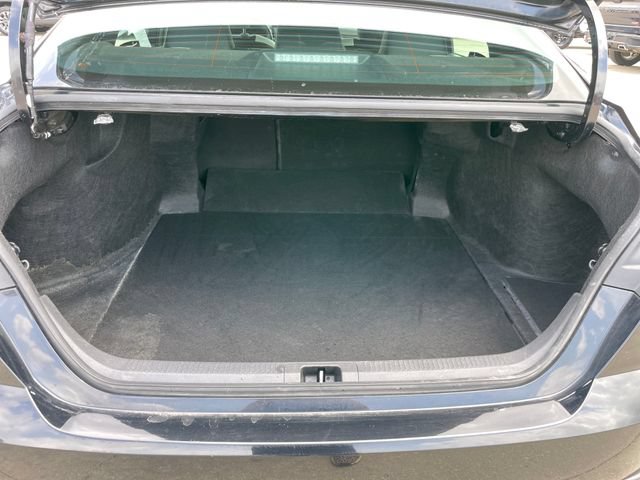Used 2025 Toyota Camry SE FWD image 32