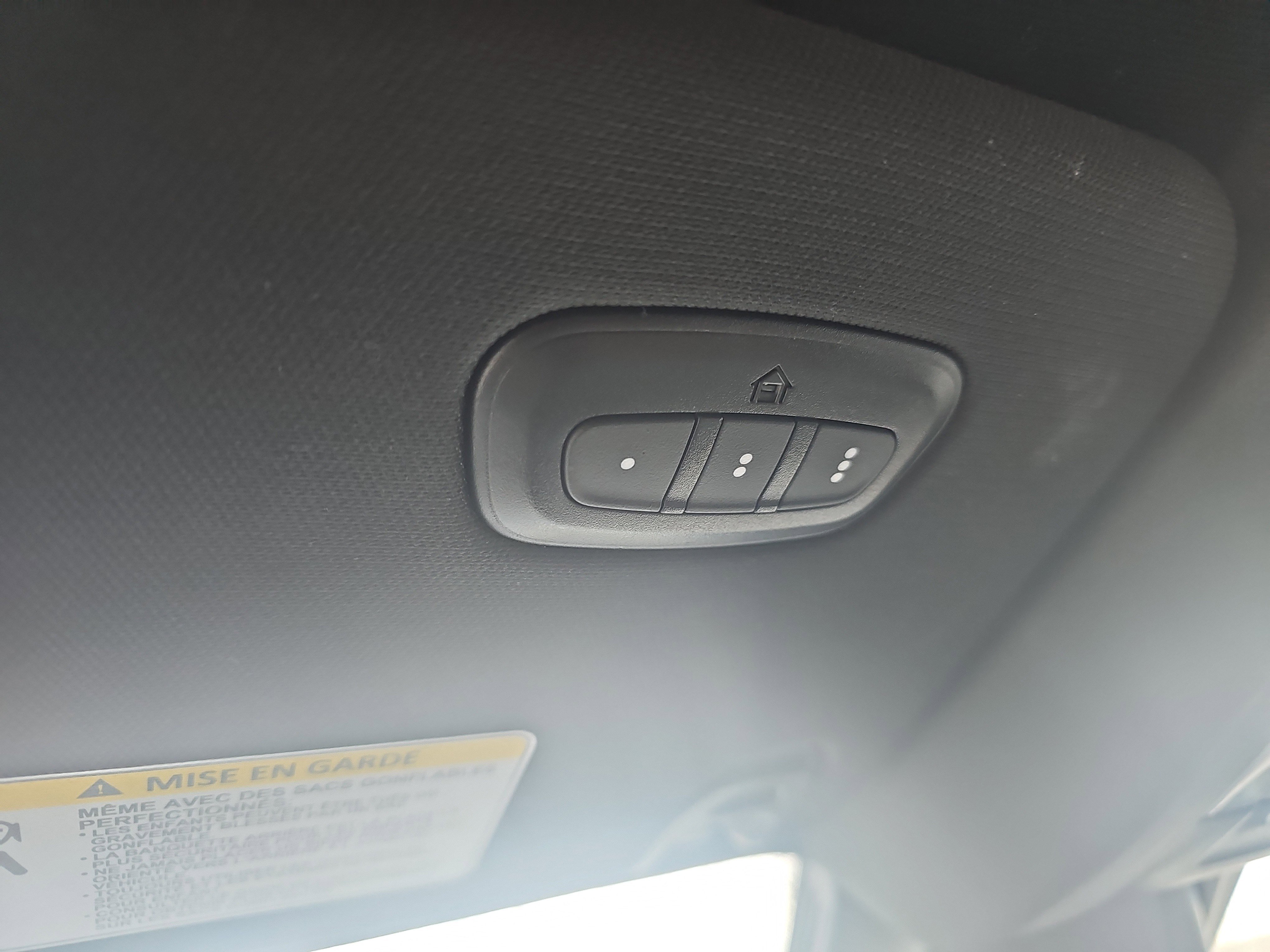 Used 2024 RAM 1500 Laramie image 31