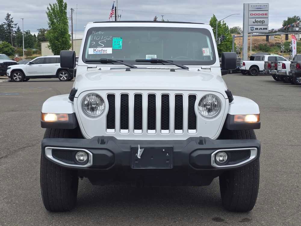 Used 2022 Jeep Wrangler Unlimited Sahara AWD/4WD image 5