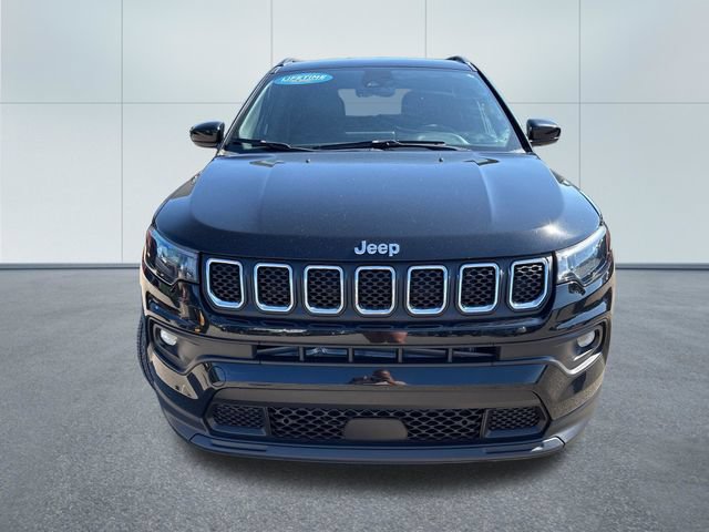 Used 2023 Jeep Compass Latitude AWD/4WD image 6
