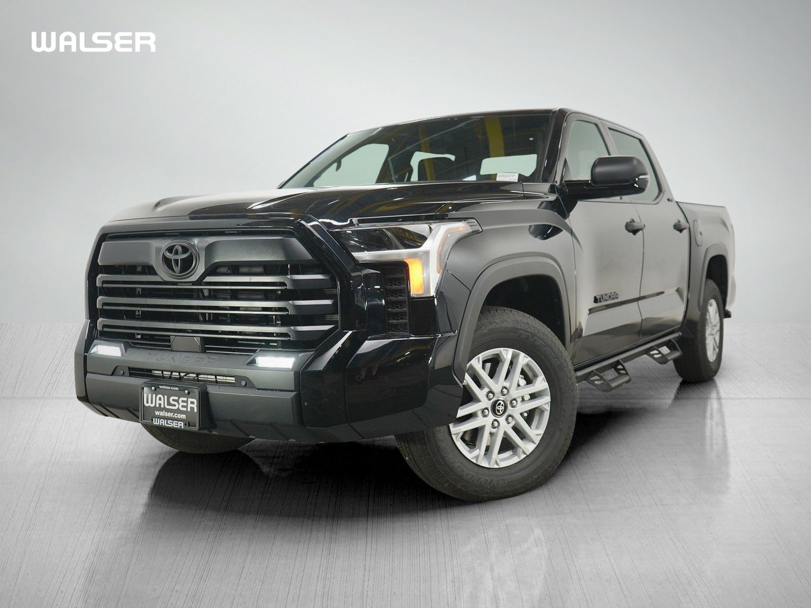 Used 2026 Toyota Tundra SR5 w/ SR5 Convenience Package AWD/4WD image 1