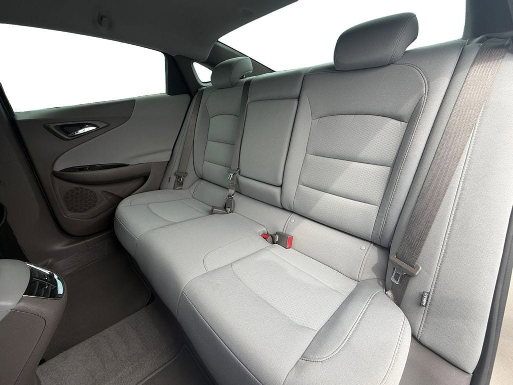 Used 2022 Chevrolet Malibu LT image 16
