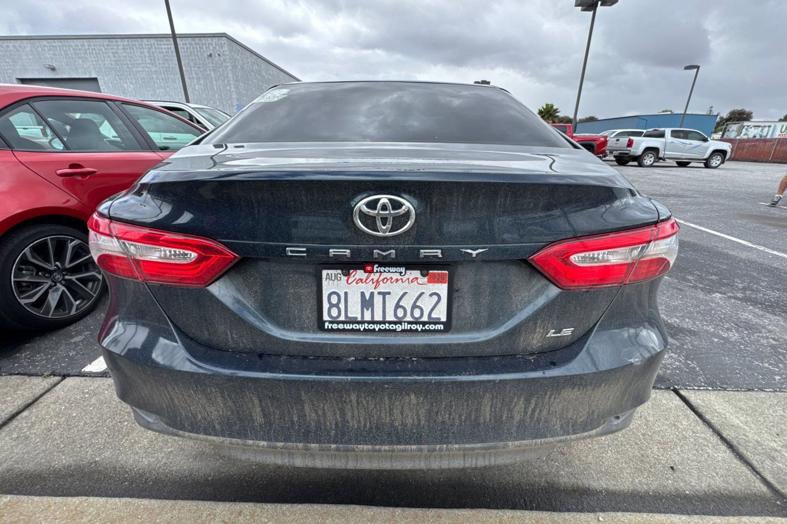 Used 2018 Toyota Camry LE FWD image 6