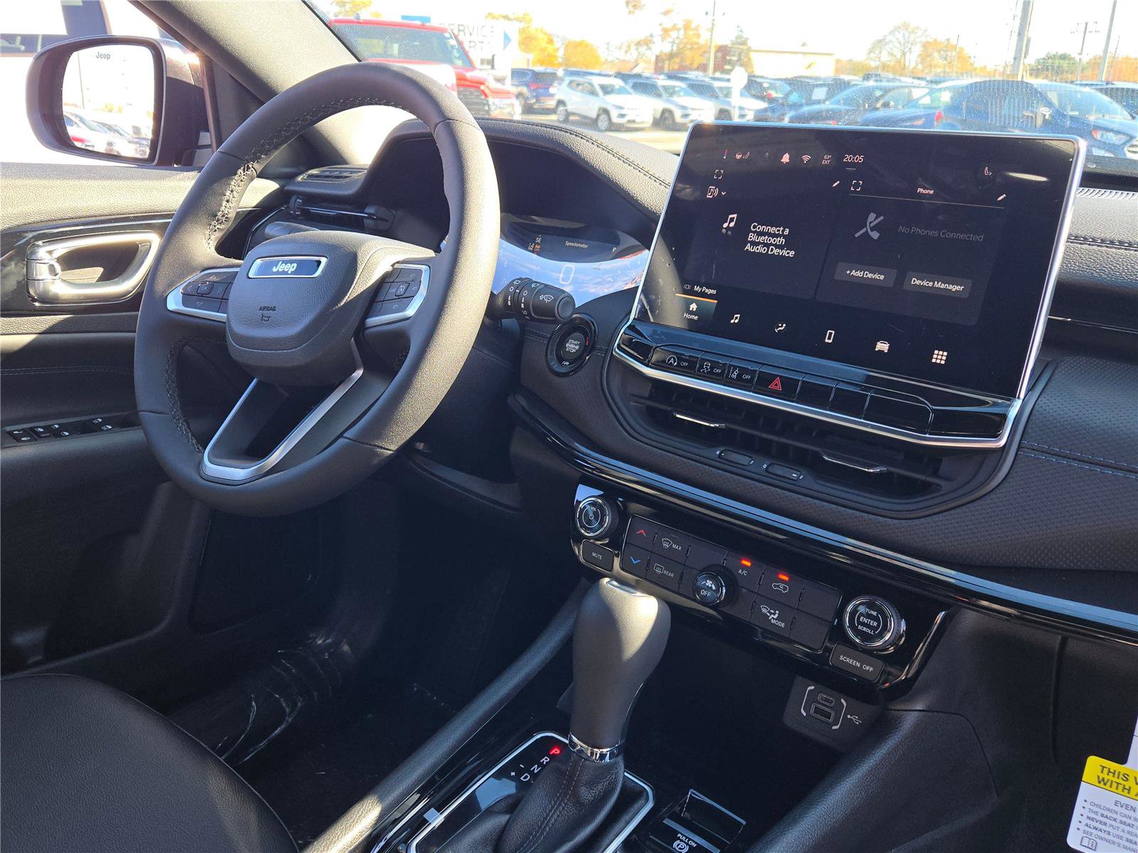 New 2026 Jeep Compass Latitude image 8