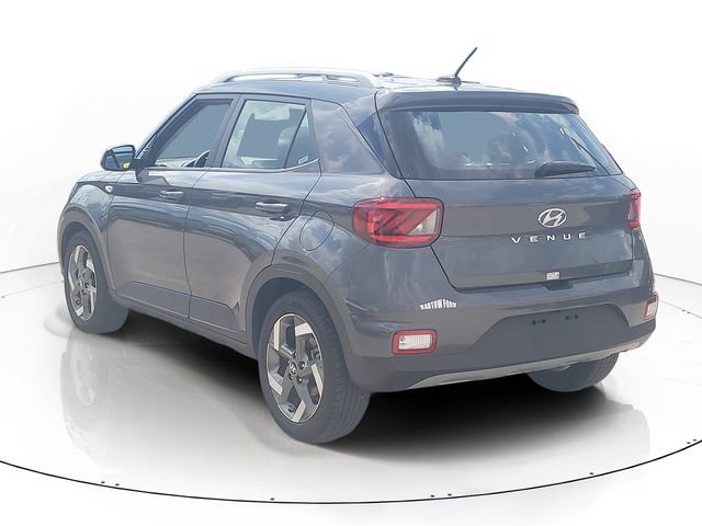 Used 2025 Hyundai Venue SEL FWD image 6