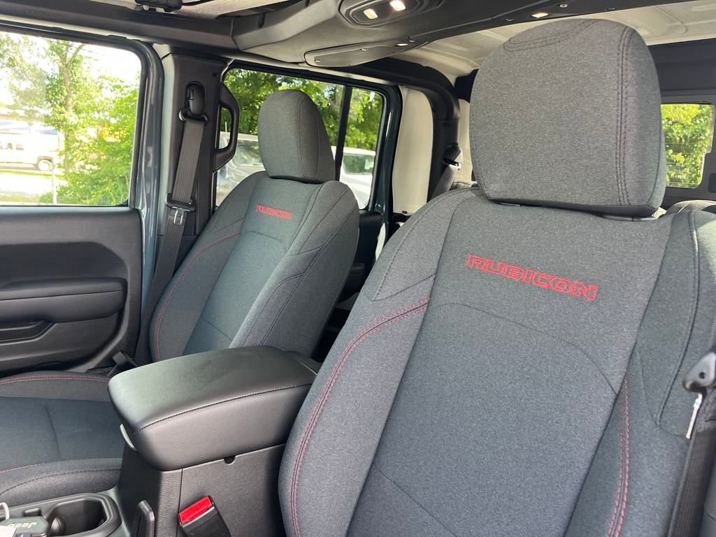 New 2025 Jeep Gladiator Rubicon w/ Convenience Group image 24