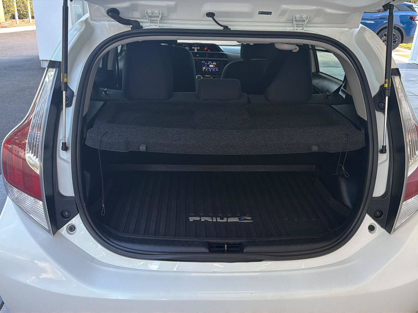 Used 2015 Toyota Prius C Three FWD image 16