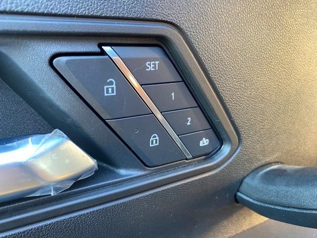New 2025 GMC Hummer EV 3X AWD/4WD image 16