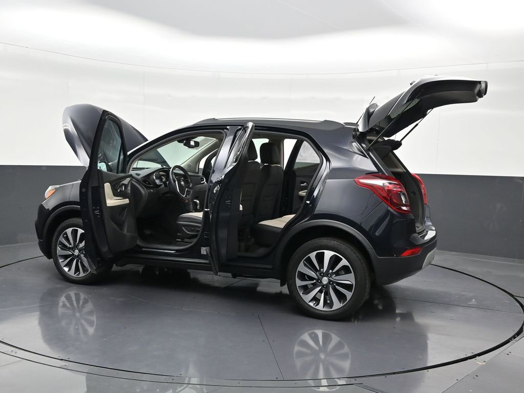 Used 2022 Buick Encore Preferred w/ Safety Package image 35
