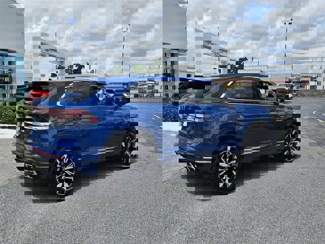 New 2025 Volkswagen Atlas Cross Sport SEL Premium R-Line image 15