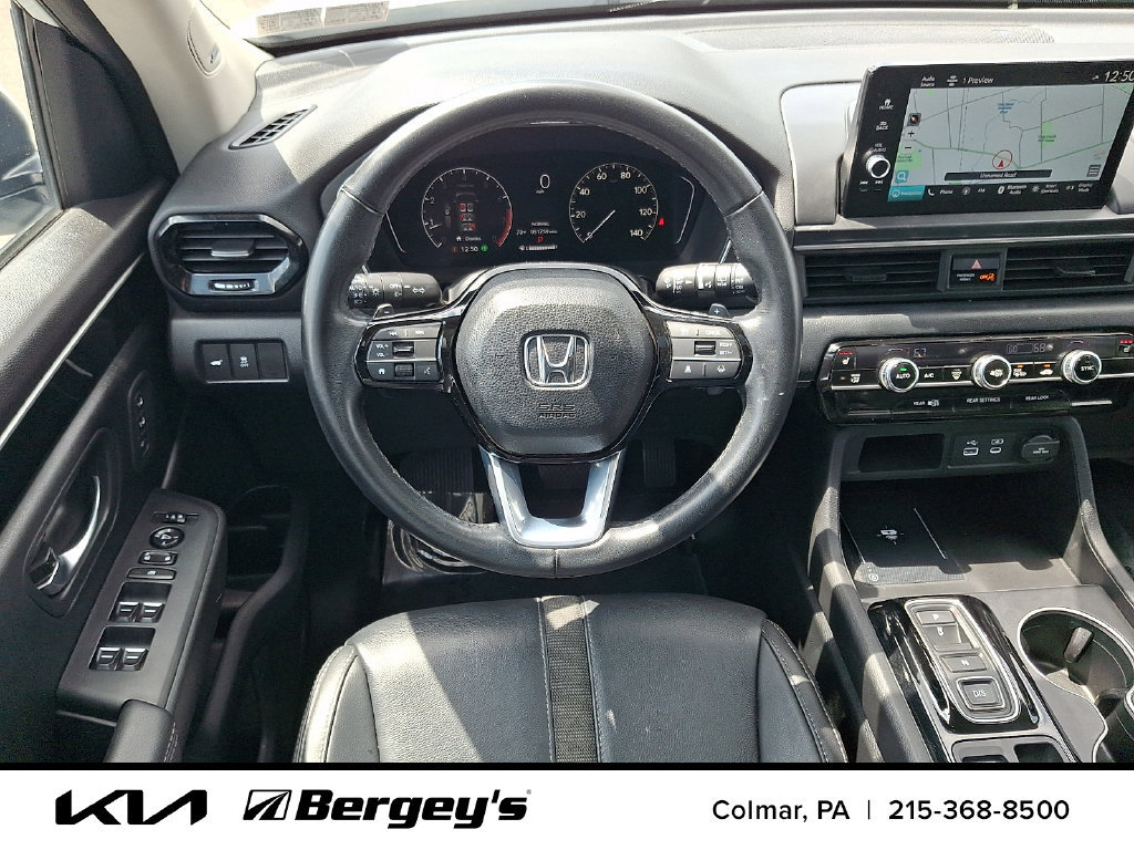 Used 2023 Honda Pilot Touring image 15