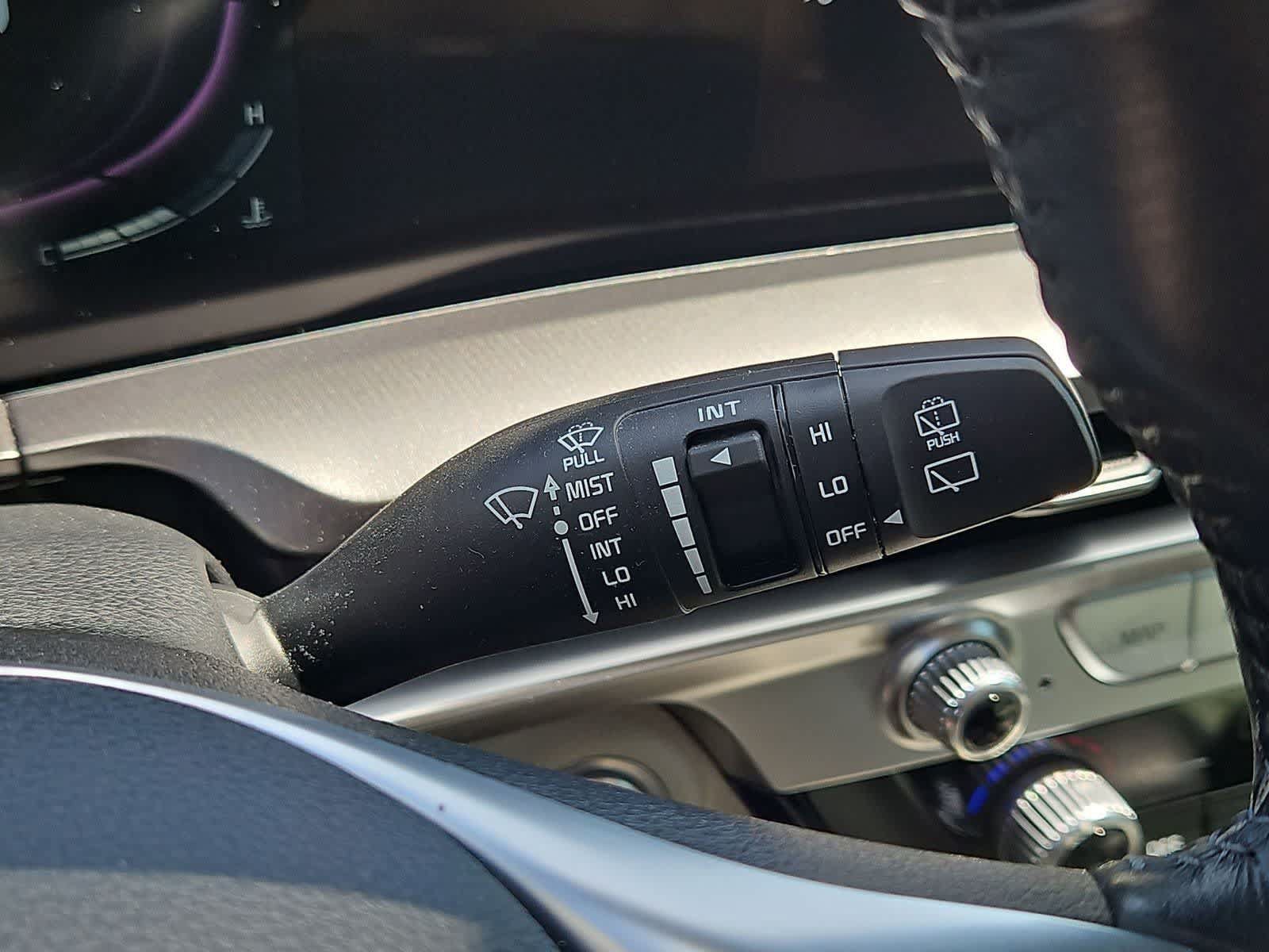 Used 2024 Kia Telluride S FWD image 25