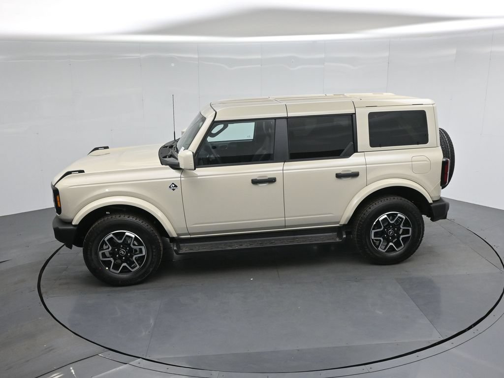 New 2026 Ford Bronco Outer Banks AWD/4WD image 42