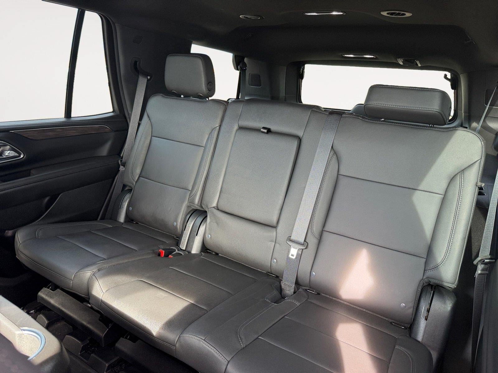 Used 2023 Chevrolet Tahoe Z71 AWD/4WD image 13