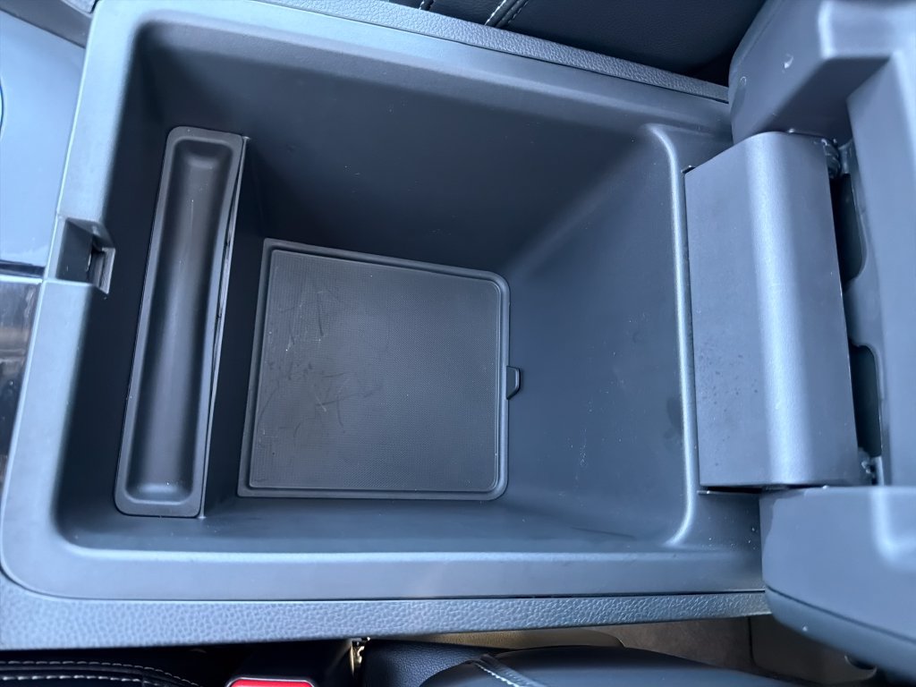 Used 2024 Honda Pilot Touring image 28