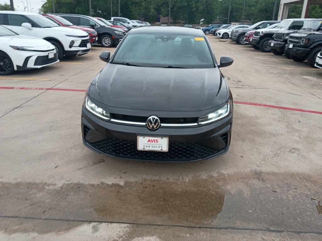 Used 2025 Volkswagen Jetta Sport FWD image 5