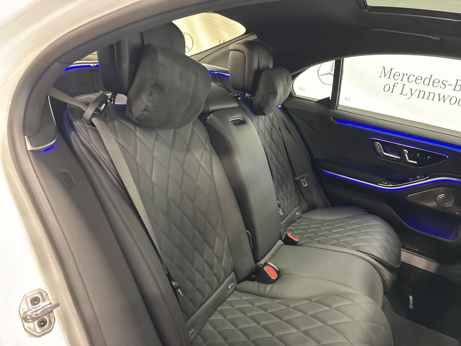 New 2026 Mercedes-Benz S 580 4MATIC Sedan image 23